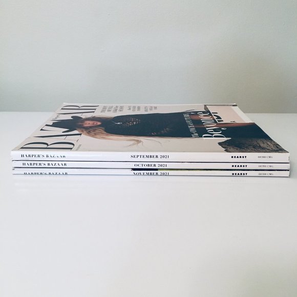 3 Harper's Bazaar Magazines Lot 2021 - Picture 2 of 12